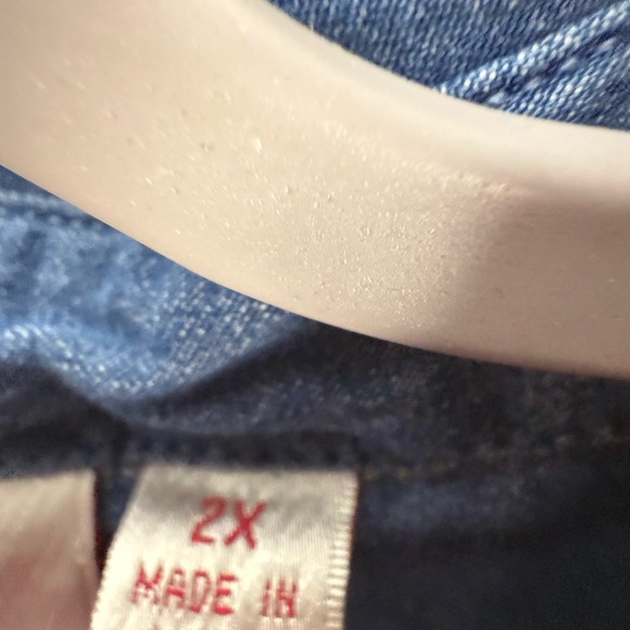 Quacker Factory Women's Button Up Jean Shirt with Embroidered Pumpkins Sz 2X - Picture 9 of 11